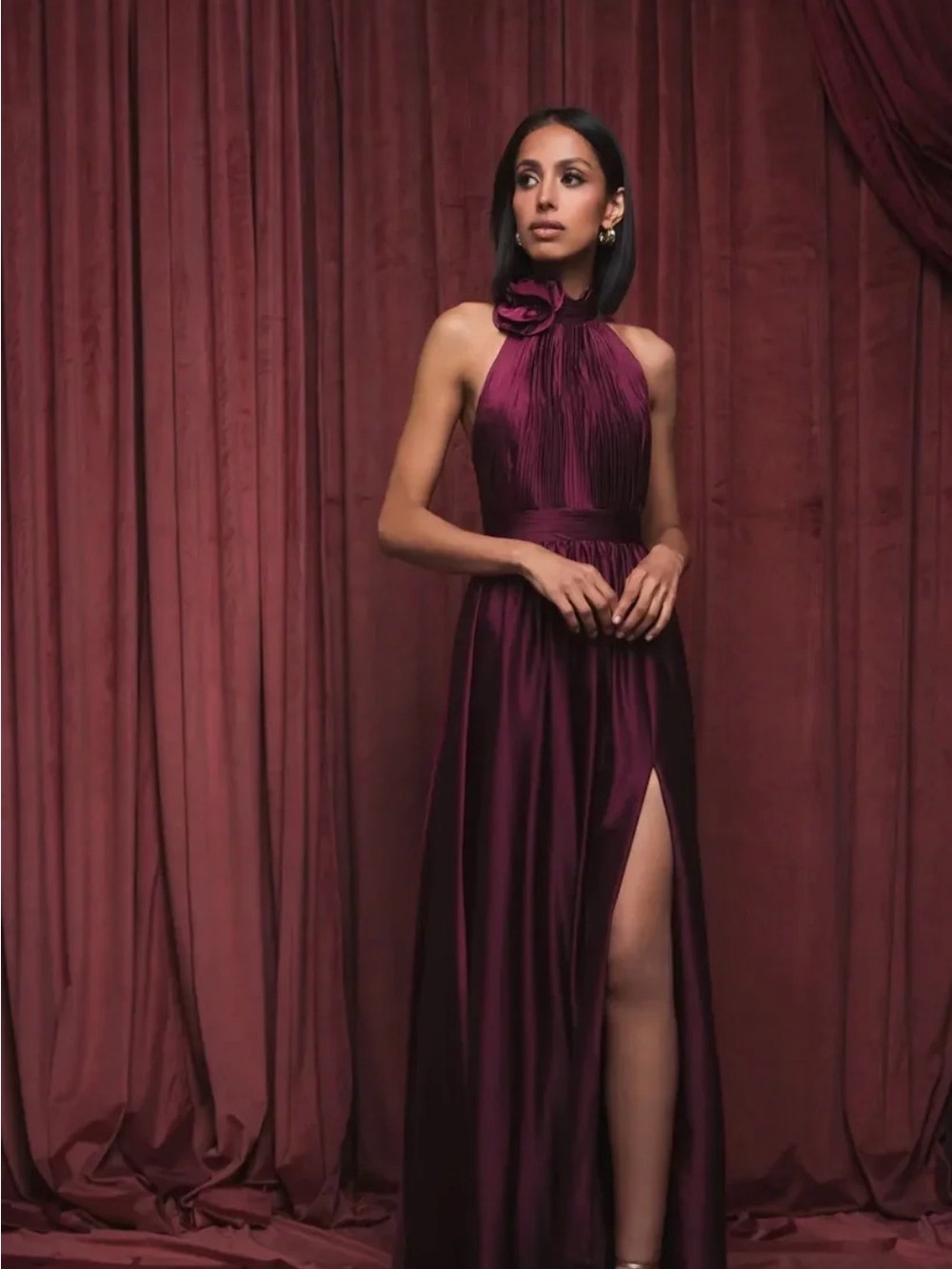 IEENA FOR MAC DUGGAL 49333
Purple Halter Neck Open Back Satin Gown With Slit